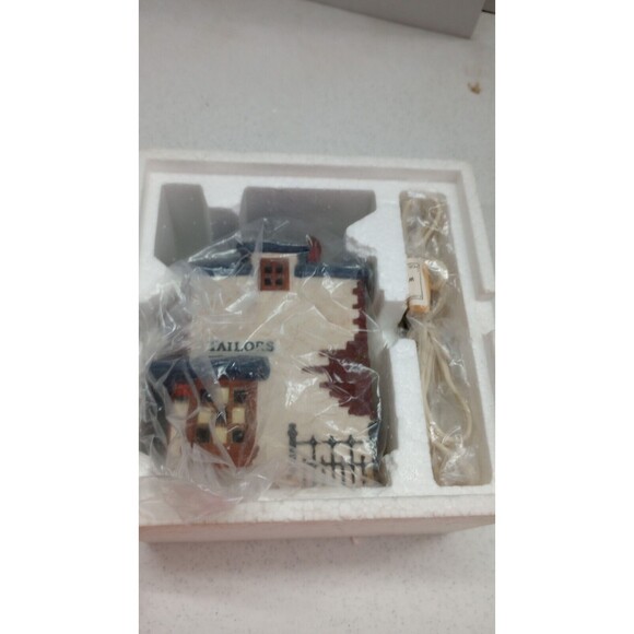 Dept 56 Dickens Village Walpole Tailors #5926-9 Retired w/Original Box - Picture 10 of 10
